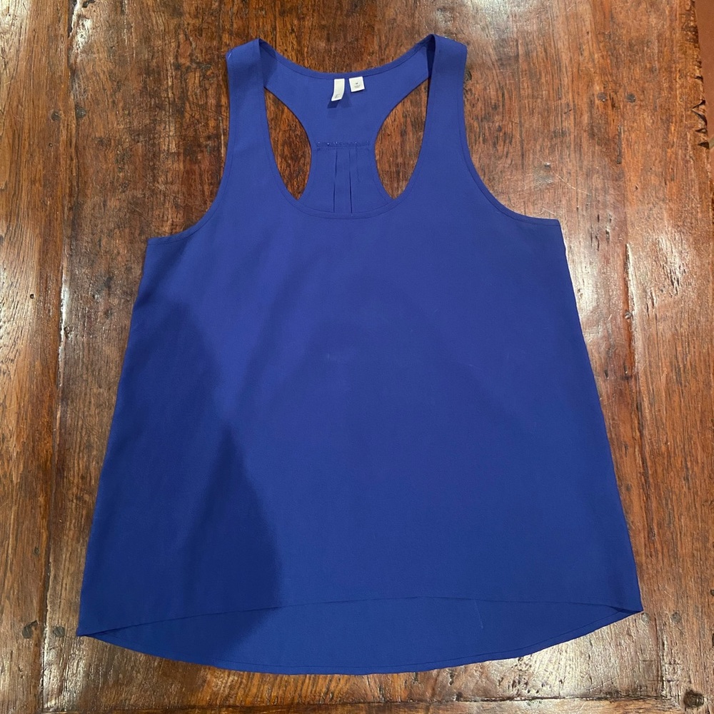 The perfect striking blue work top